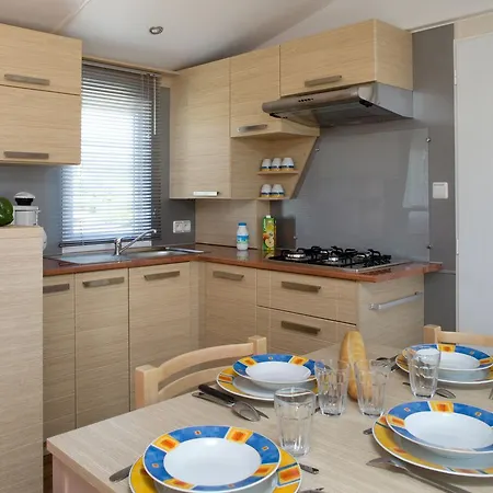 Campingplads Camping Sunissim Les Vignes By Locatour 5*