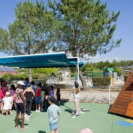 Camping Sunissim Les Vignes By Locatour 5*