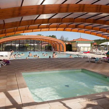 Campingplads Camping Sunissim Les Vignes By Locatour Lit-et-Mixe
